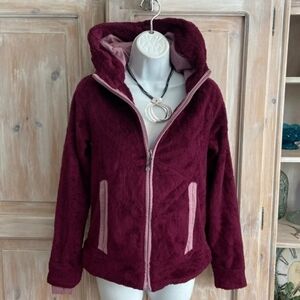 Mountain HardWear Zip-Up Hoodie Women’s Small Burgundy